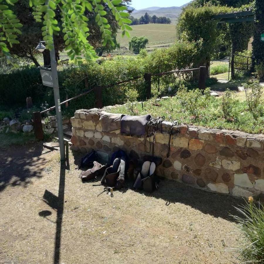 Walkerbouts Inn Rhodes エクステリア 写真