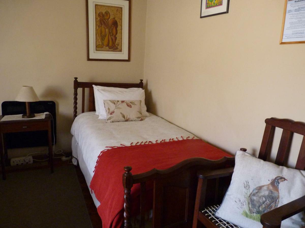 Walkerbouts Inn Rhodes エクステリア 写真