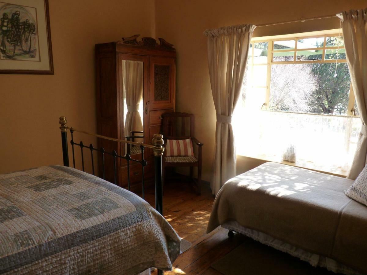 Walkerbouts Inn Rhodes エクステリア 写真